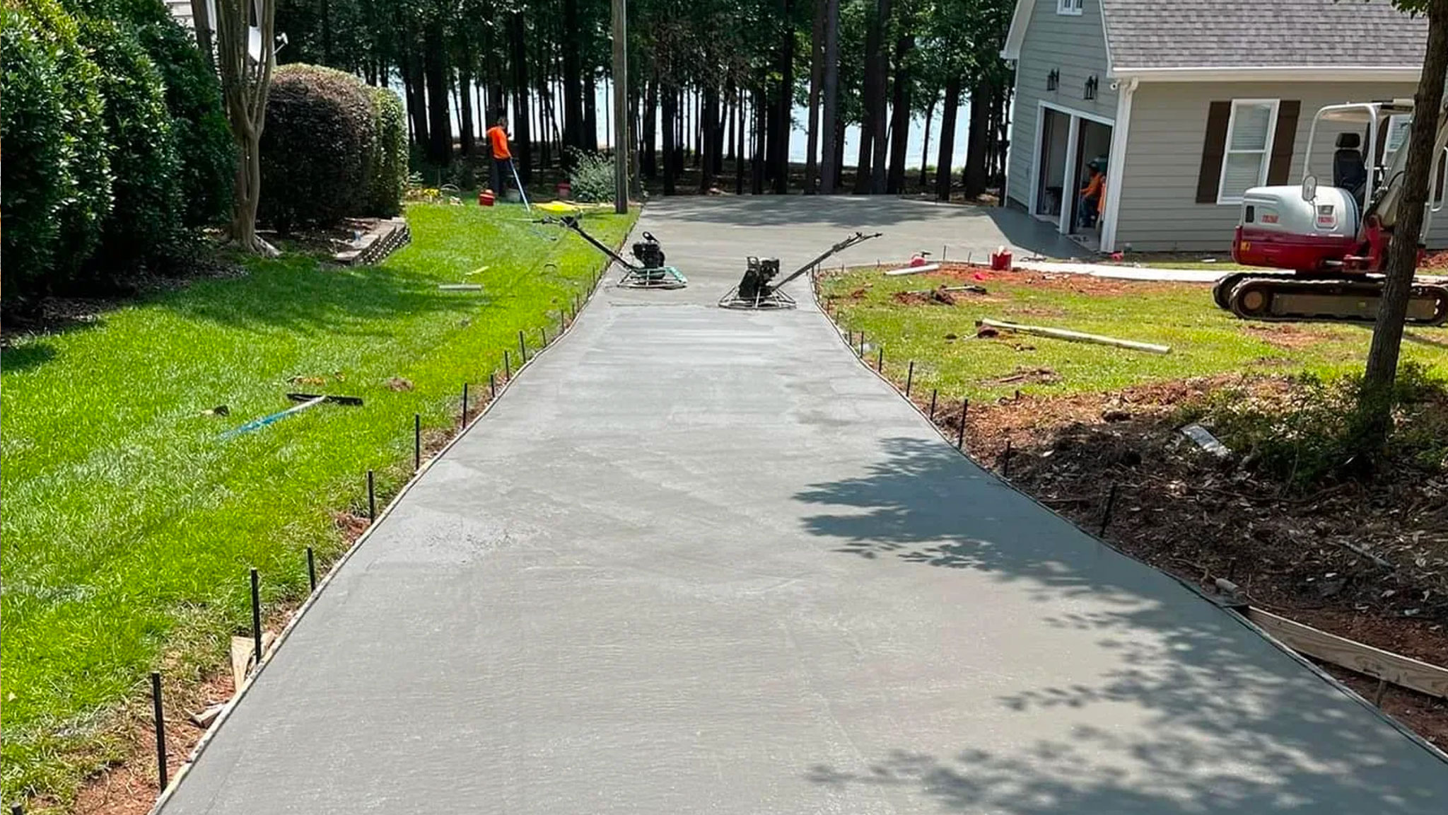 Concrete Driveway Company Near Anderson - Hart Concrete Construction